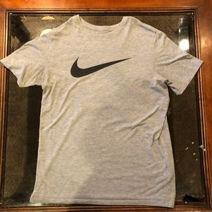 Men's Large Nike Dri-Fit T-Shirt